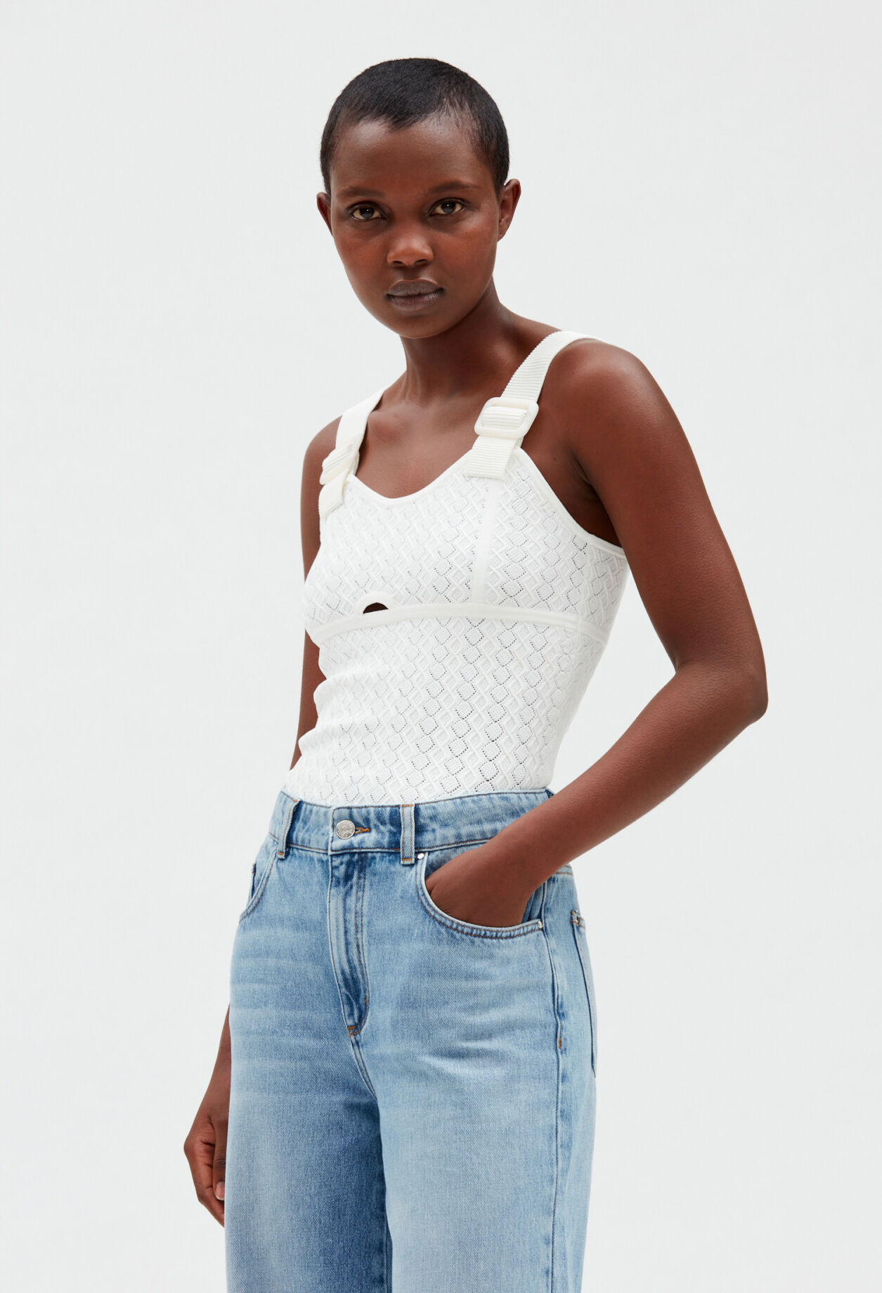 Camisetas de sales tirantes stradivarius