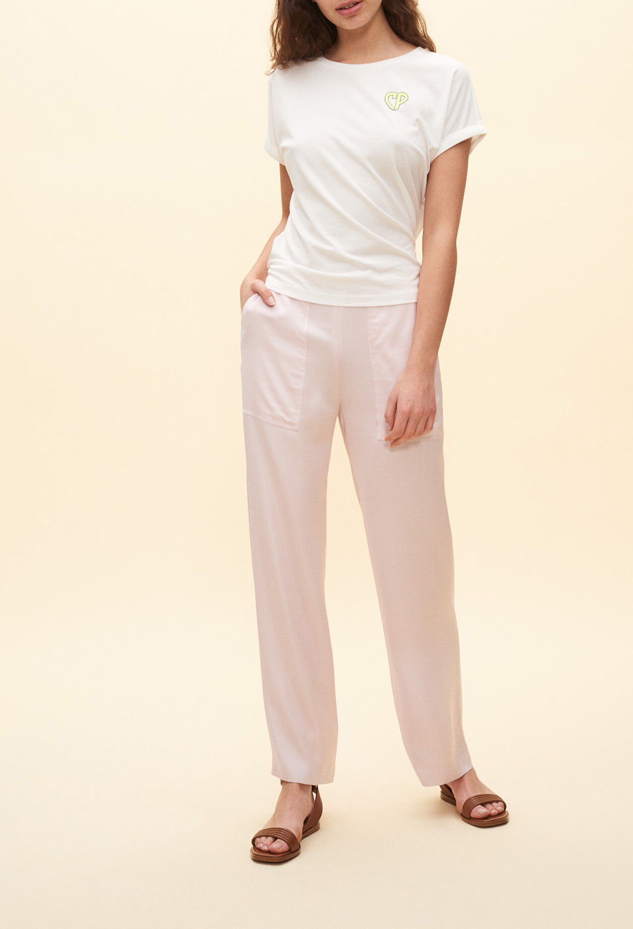 Pantalón acampanado