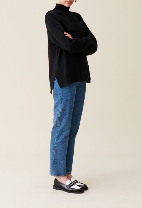 Jersey de cuello alto negro de cachemir