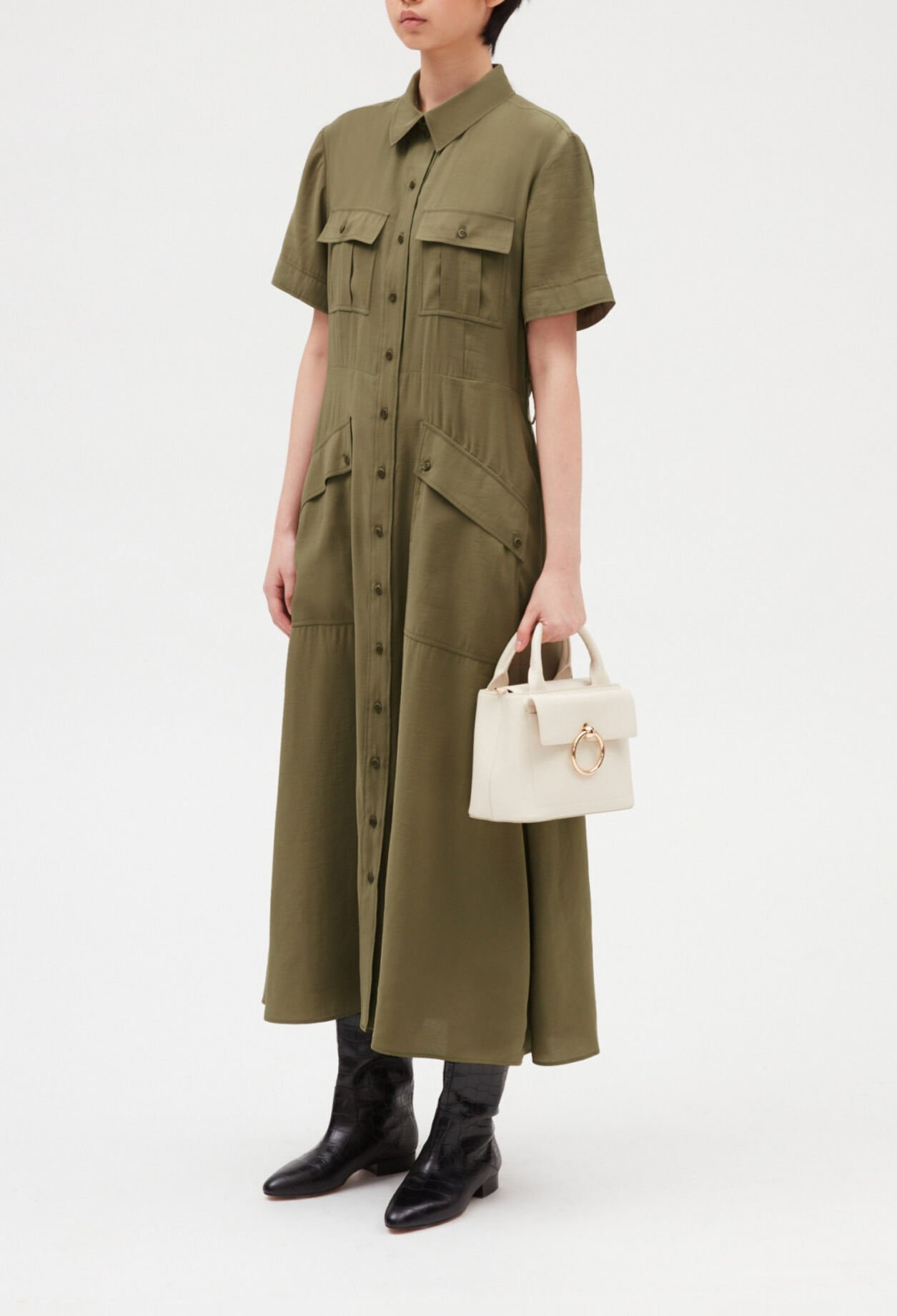 Vestido midi fluido de manga corta 