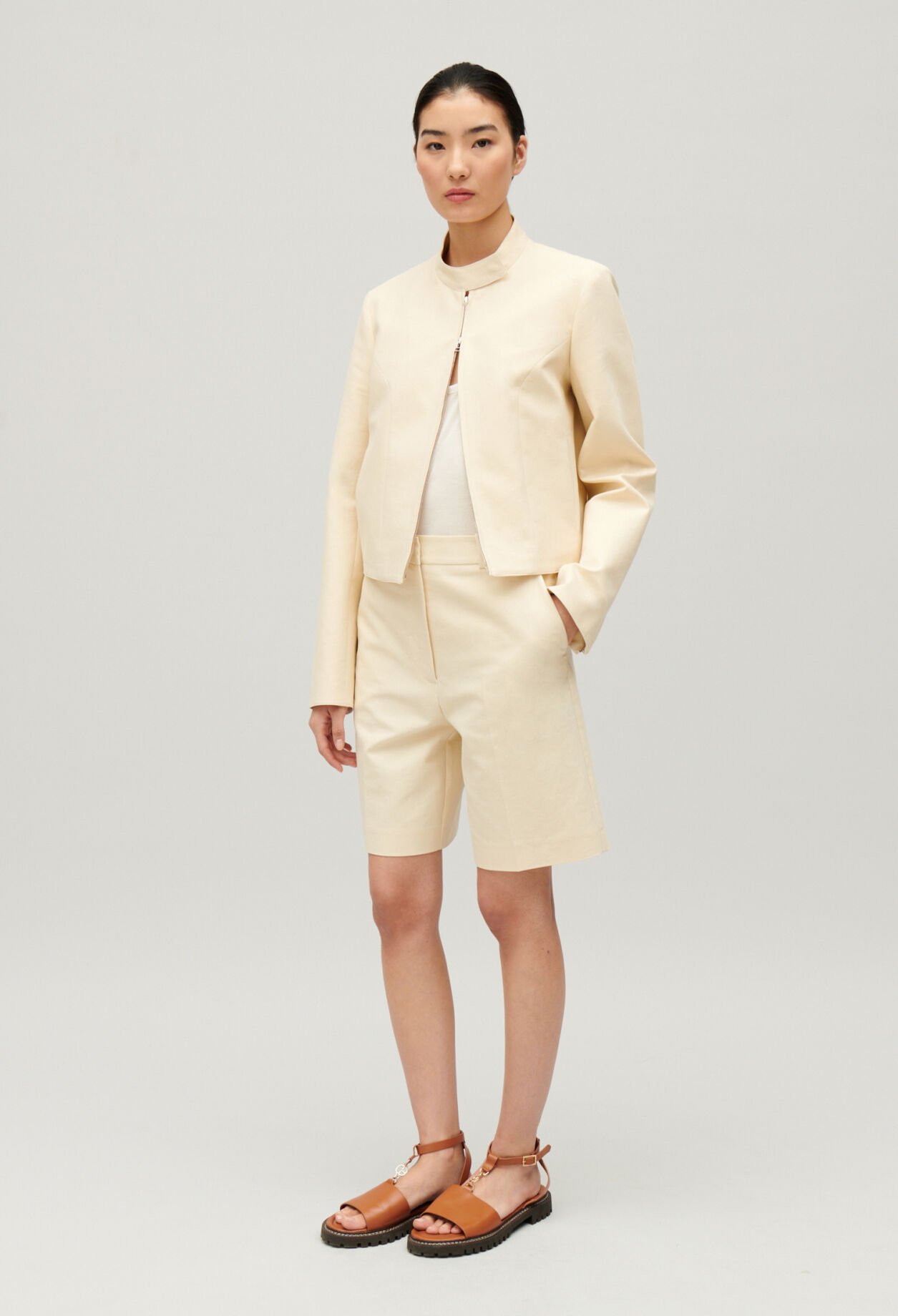 Bermudas algodón beige claro