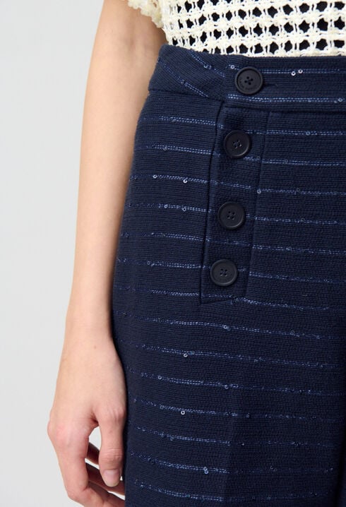 Pantalón de raya con botones
