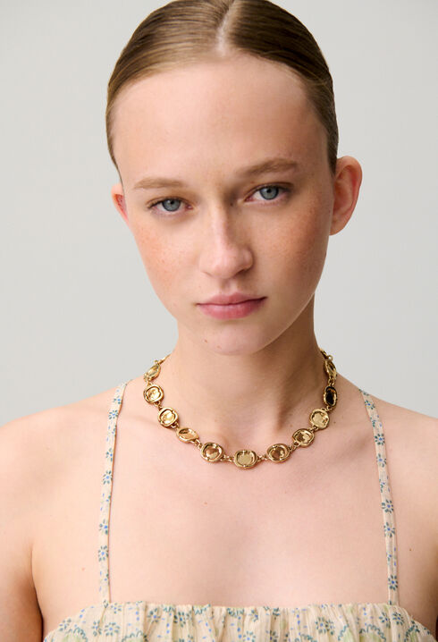 Collar de cadena dorada