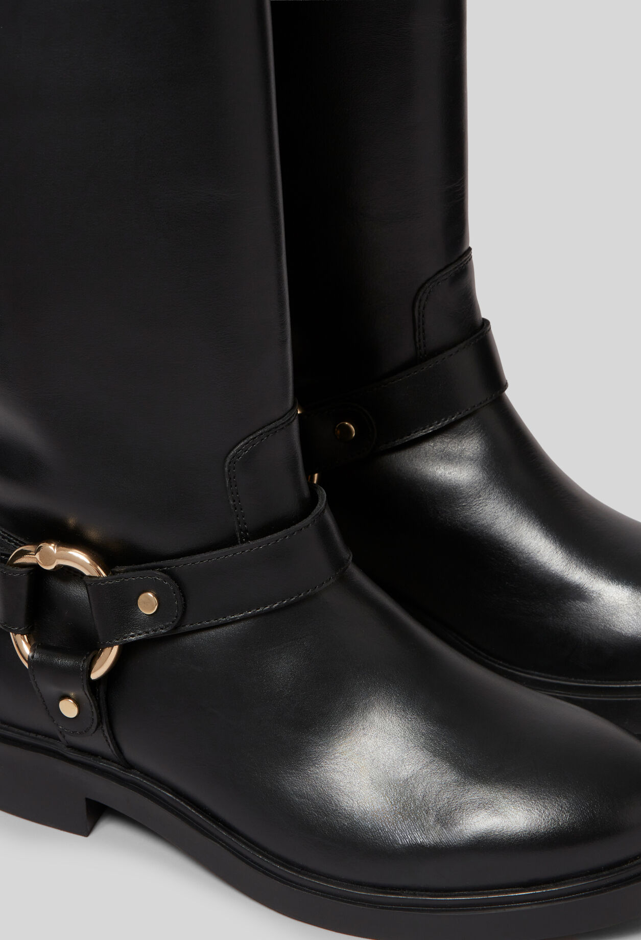 Botas altas de piel