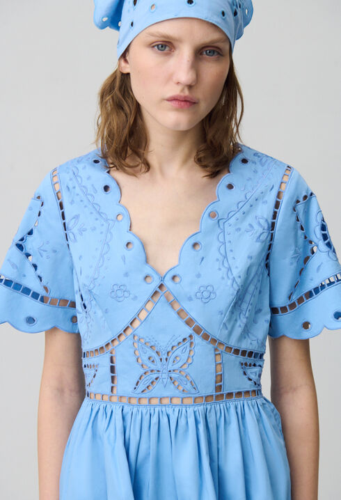 Vestido corto bordados de mariposas