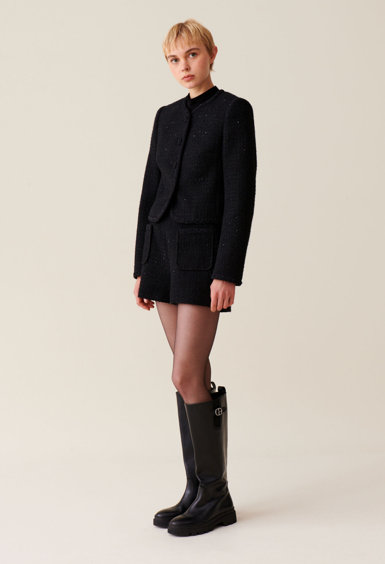 Chaqueta recta de tweed negra