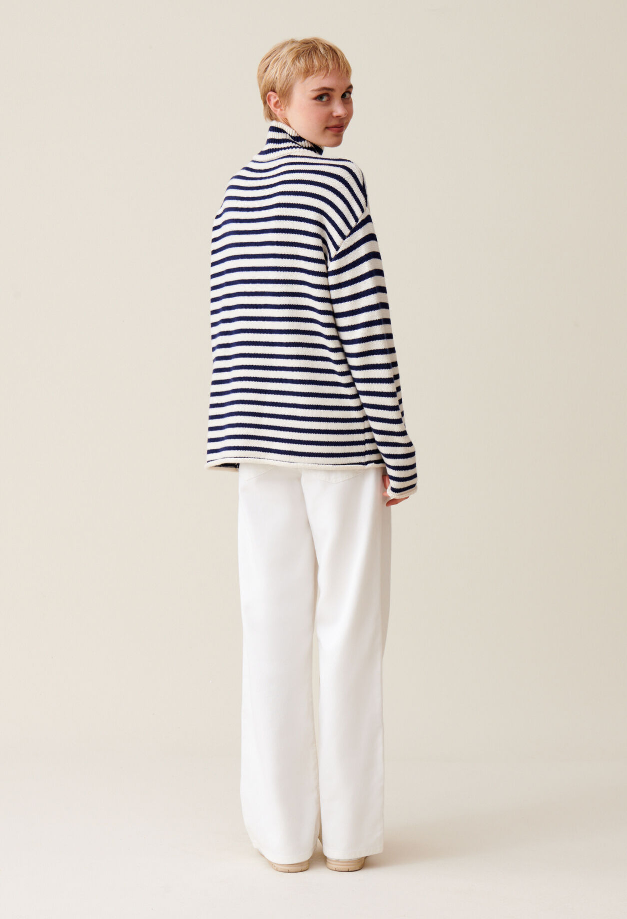 Jersey marinero cuello alto