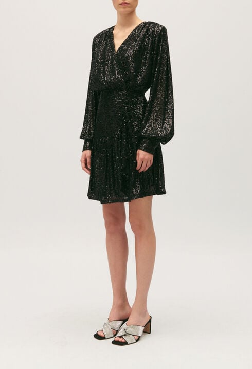 Vestido corto negro de lentejuelas