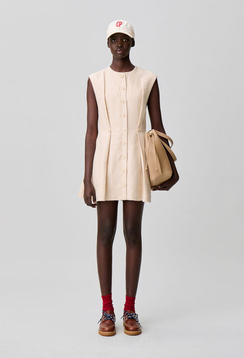 Vestido corto sin mangas