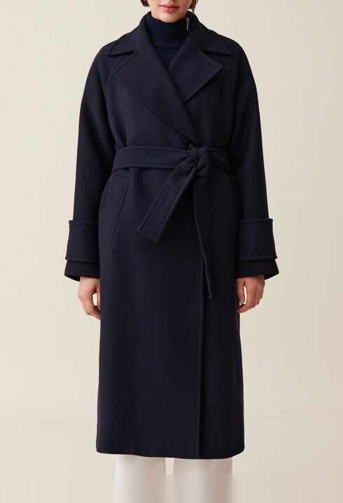 Abrigo de lana estilo trench