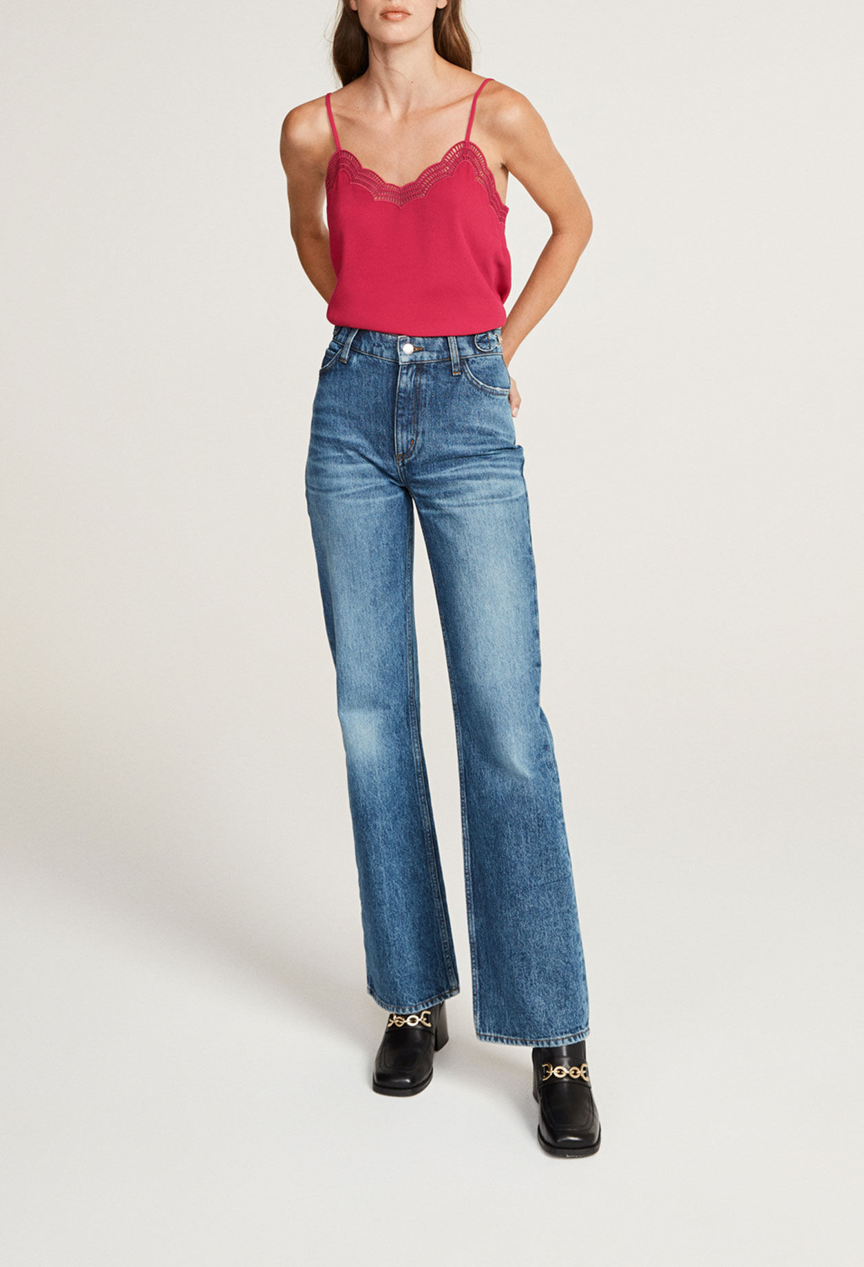 Camisola con tirantes finos