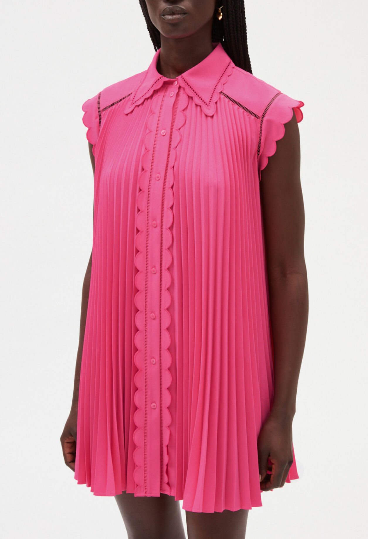 Vestido corto plisado