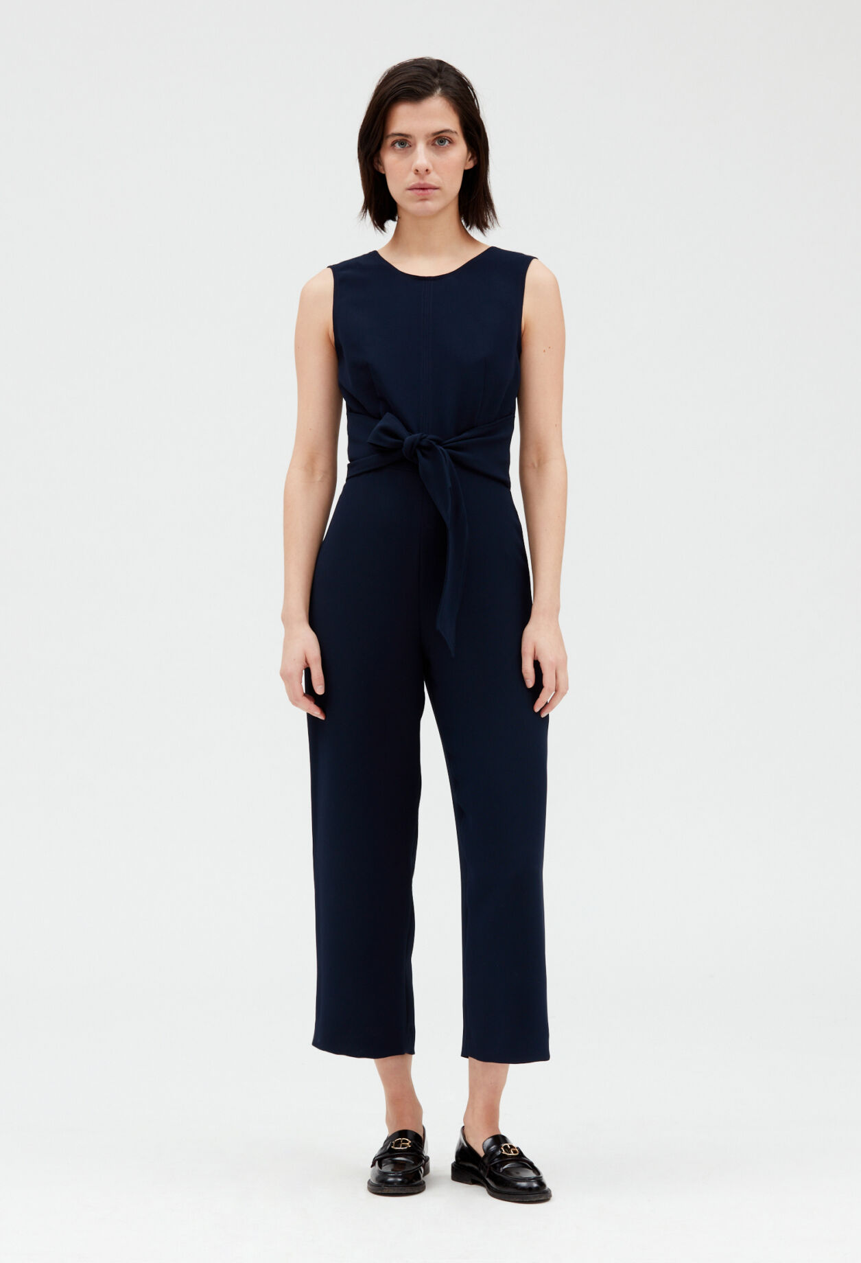 Mono de pantalón azul marino