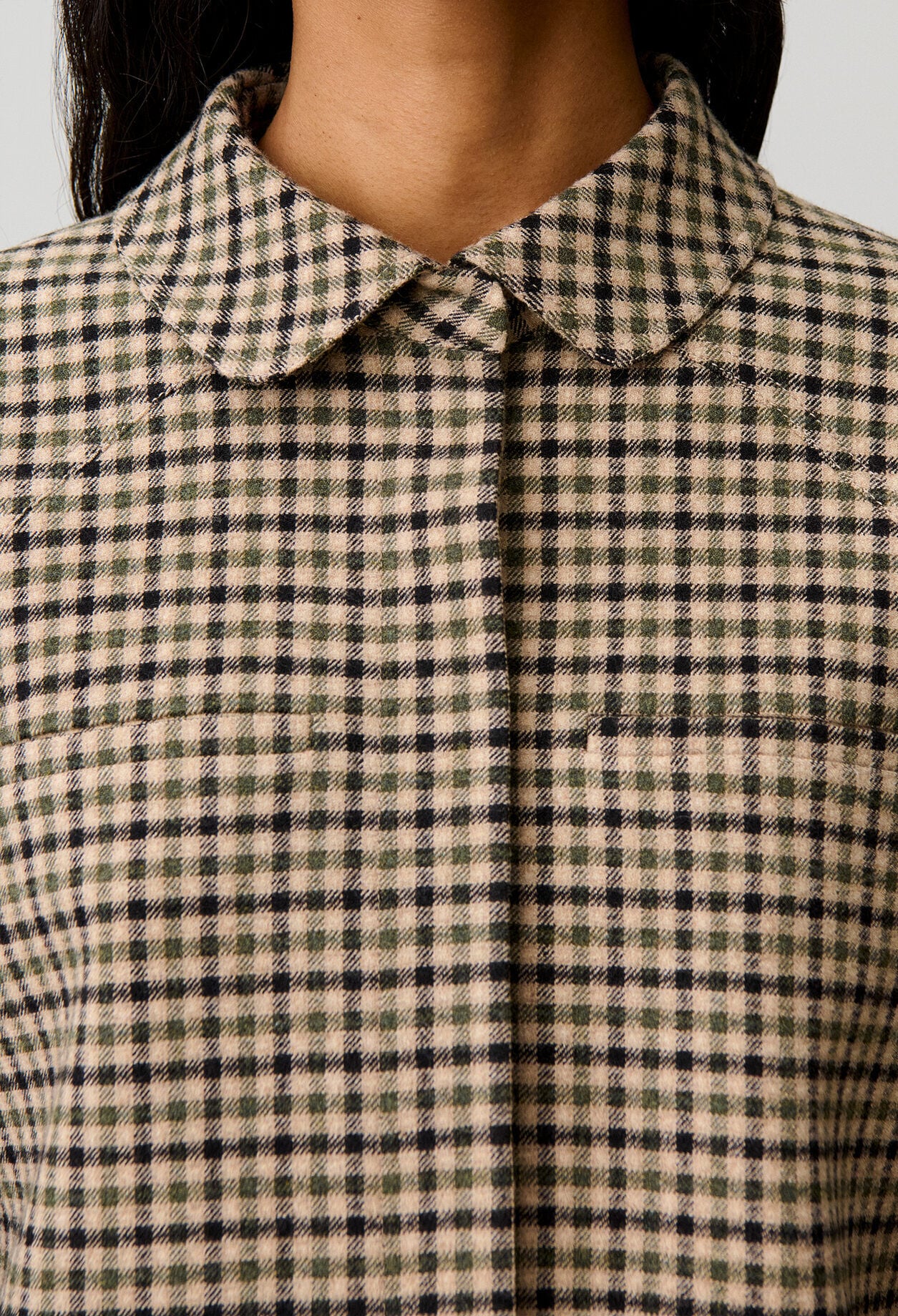 Chaqueta corta de lana a cuadros