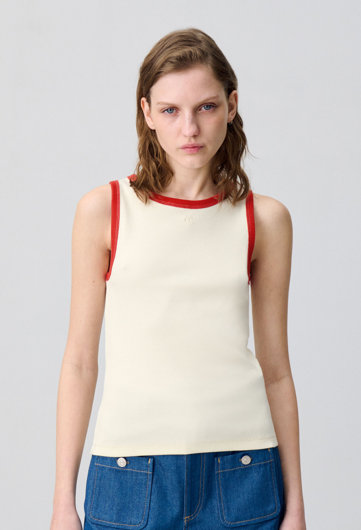 Camiseta sin mangas con contraste