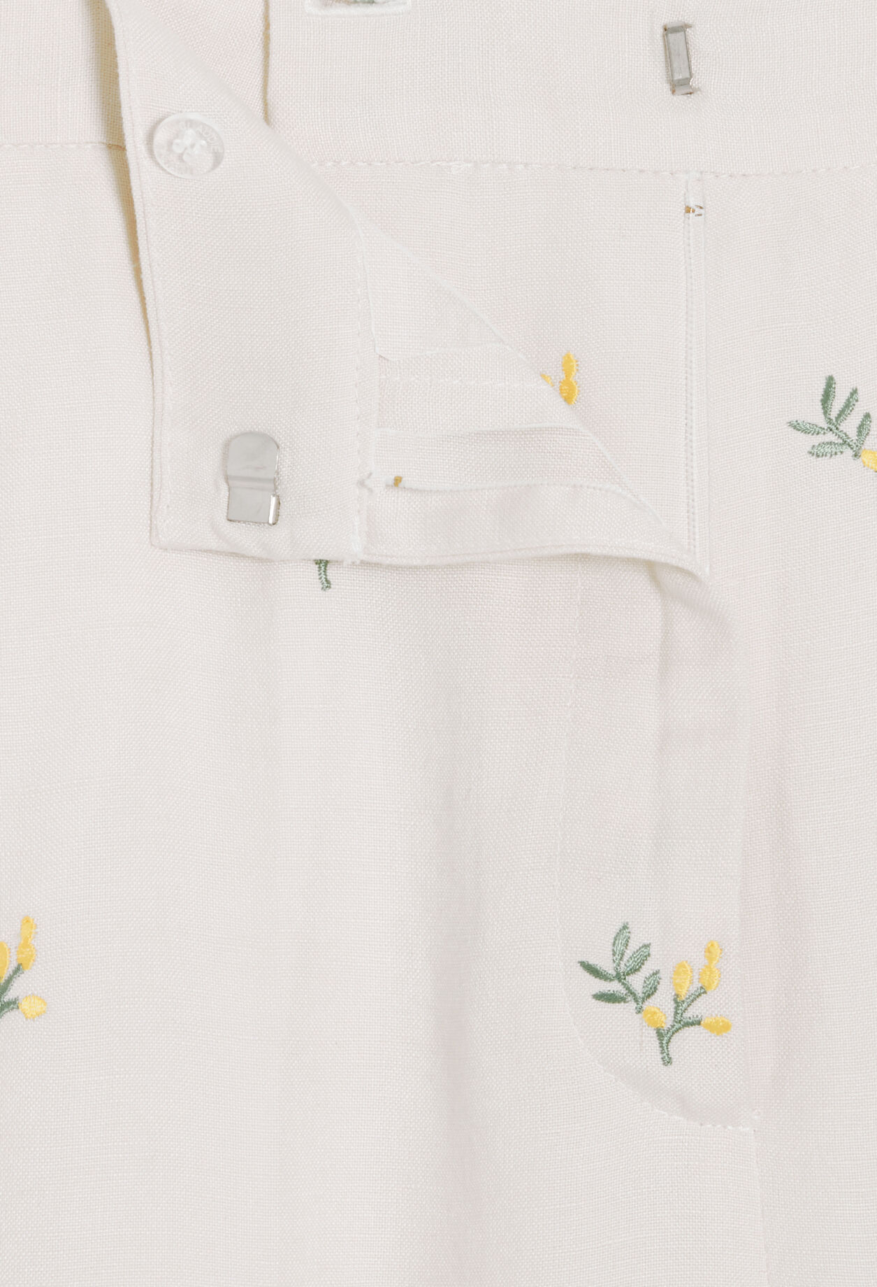 Pantalón con bordado mimosa