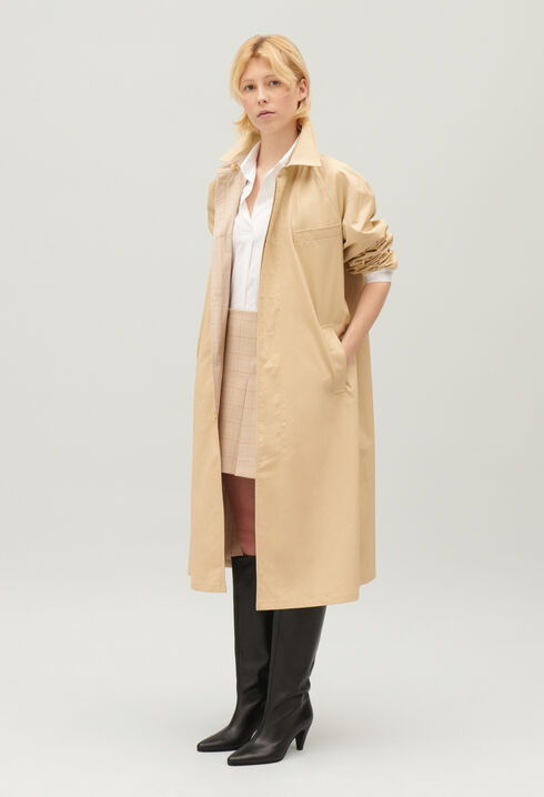 Abrigo reversible beige de largo medio