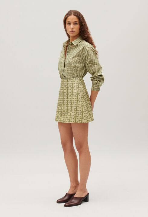 Falda corta trapecio monograma