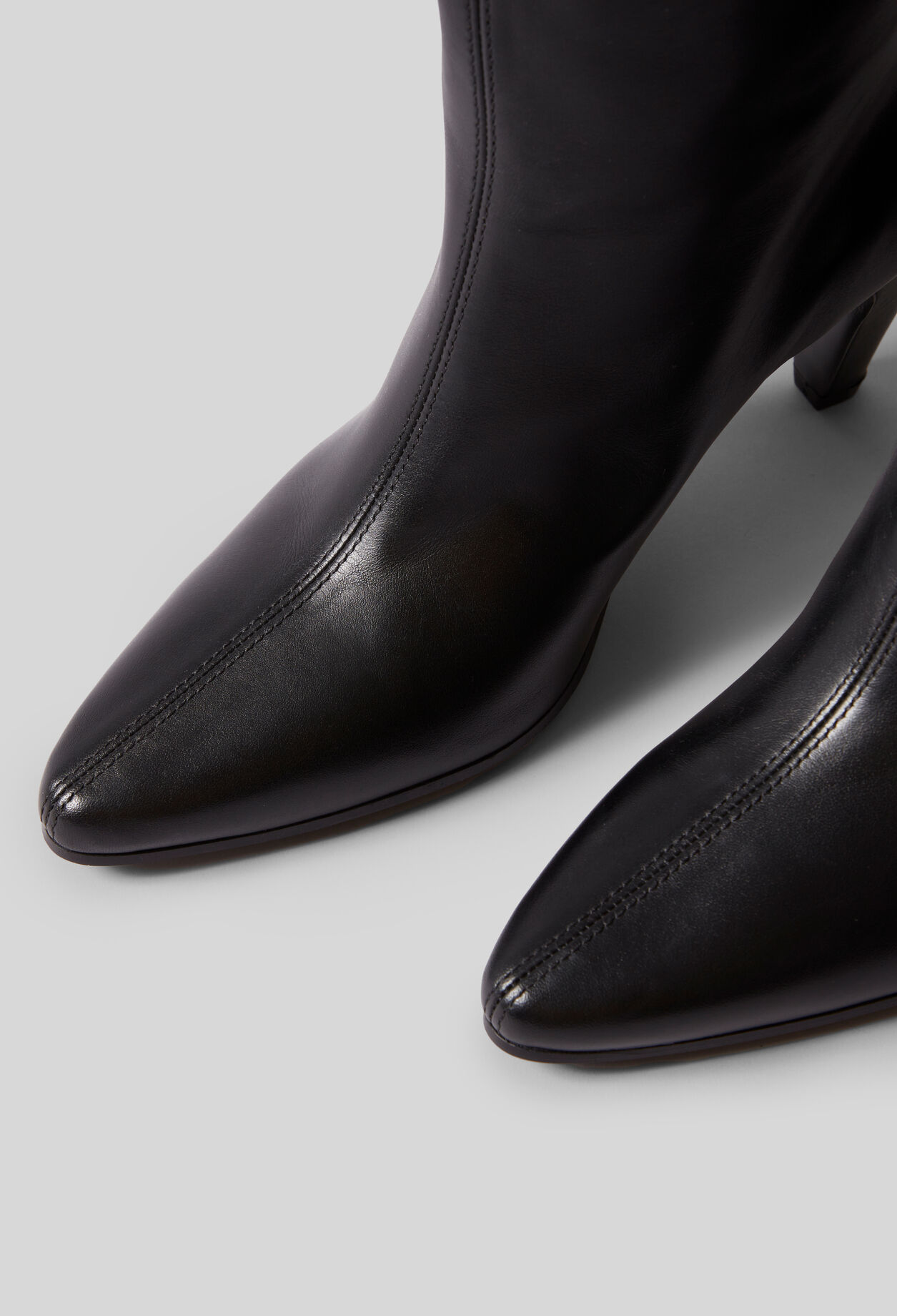 Botas altas de piel