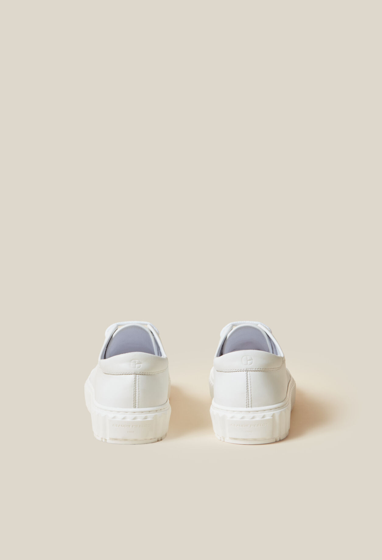 Zapatillas de cuero blancas