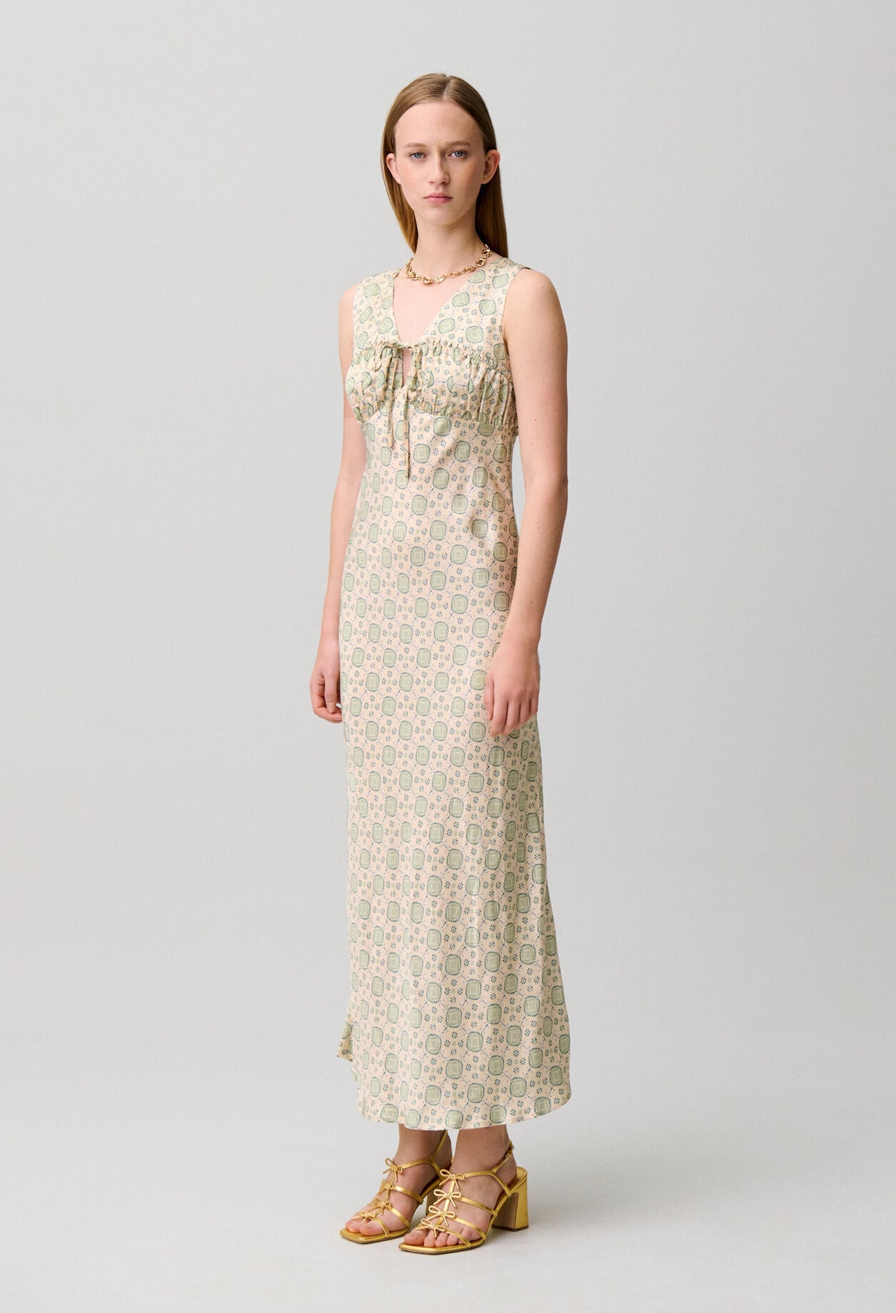 Vestido satinado estampado