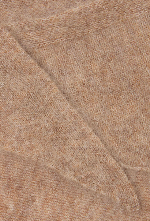 Pa&ntilde;uelo triangular punto de pelo
