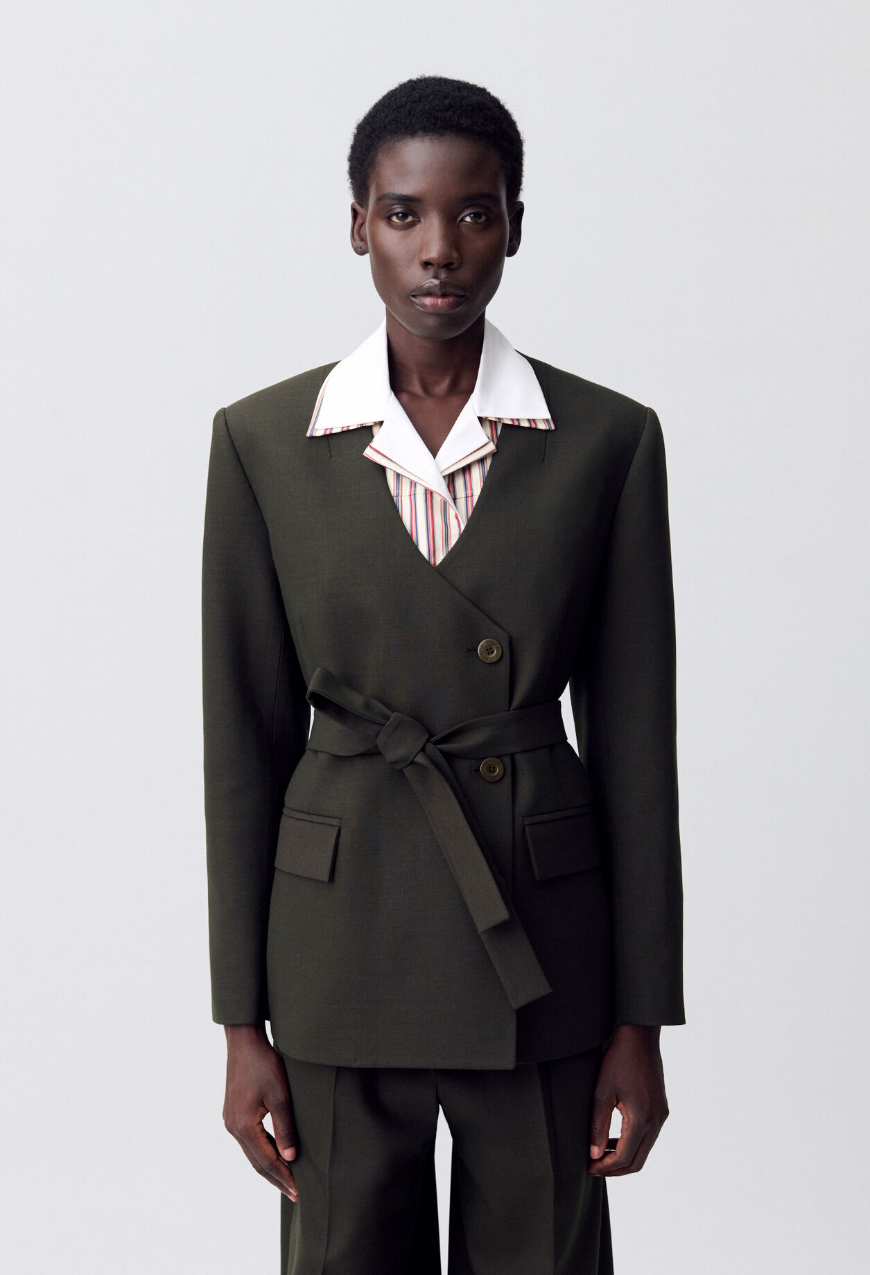Americana de traje