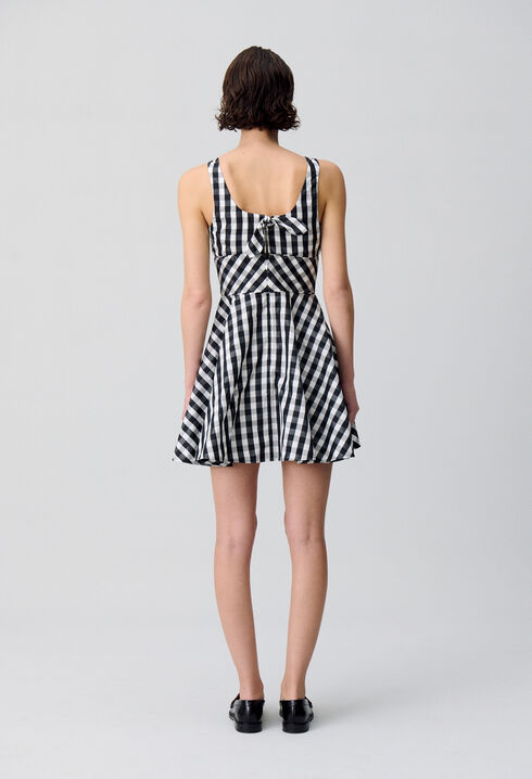Vestido corto estilo skater