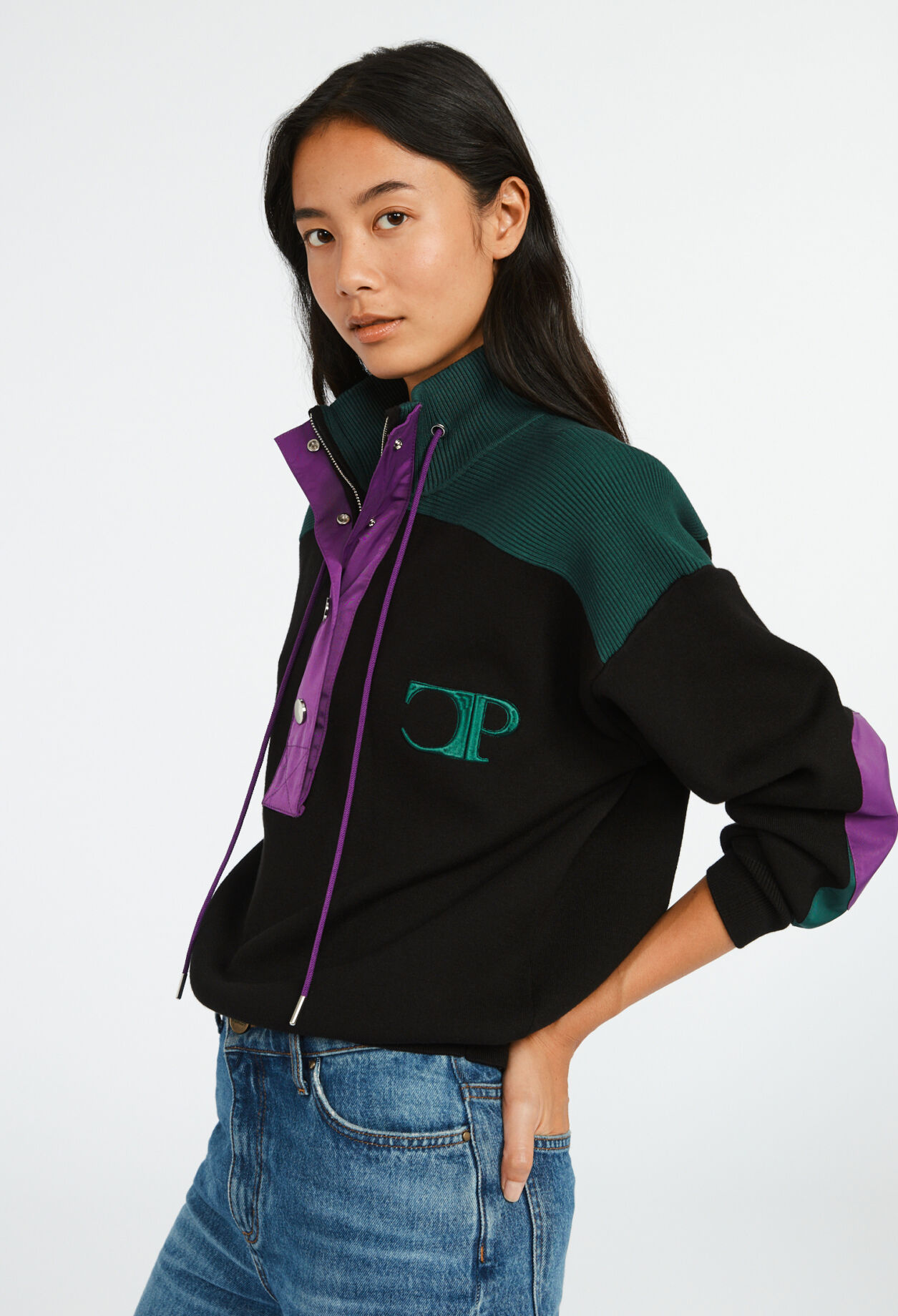 Sudadera de cuello alto abotonado