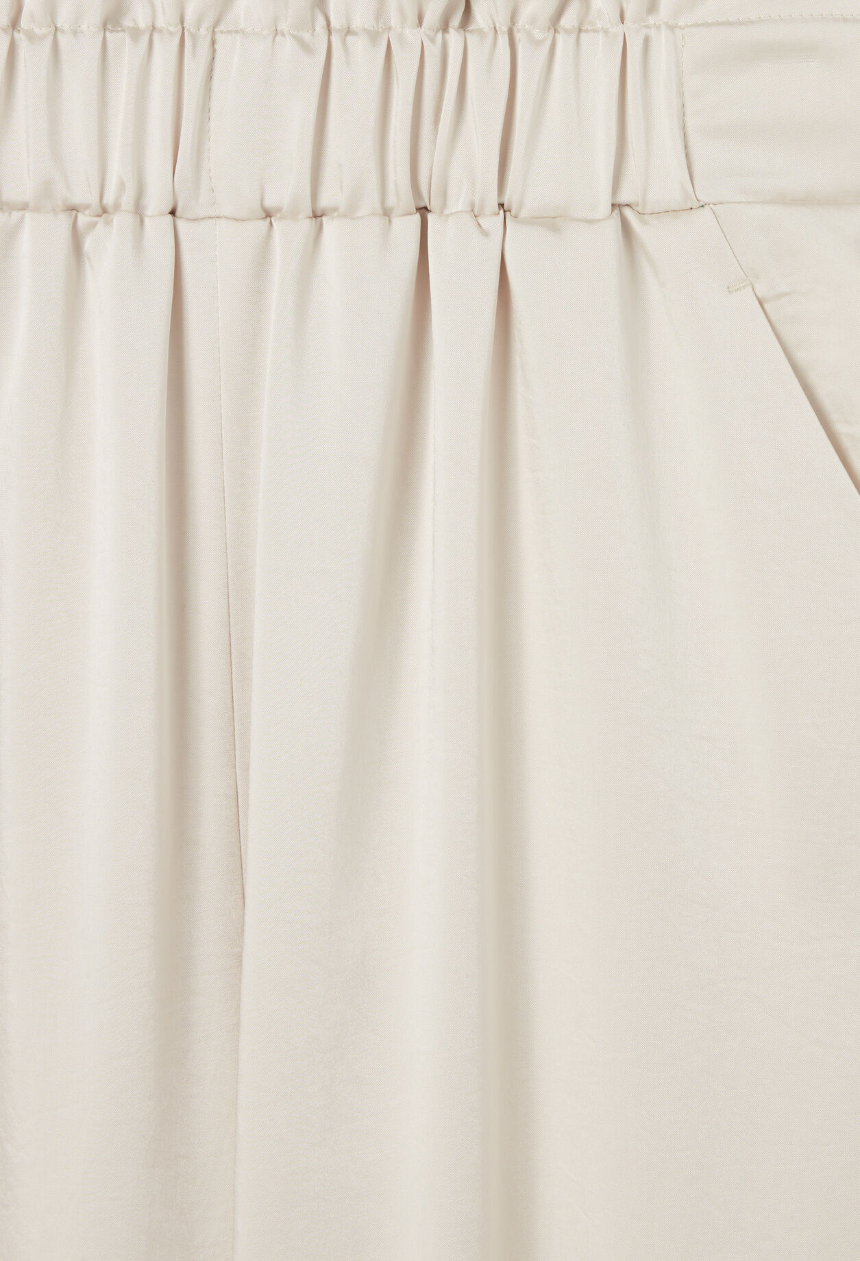 Pantalón ancho con cintura fruncida