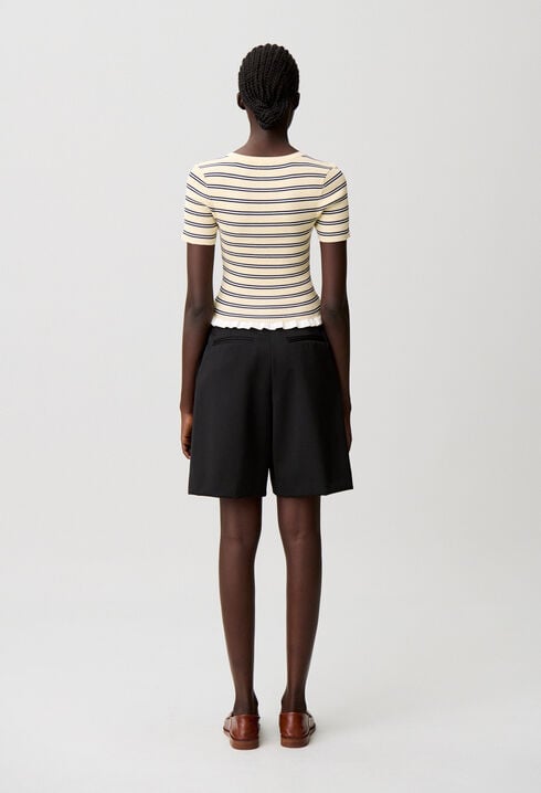 Top de rayas con volantes