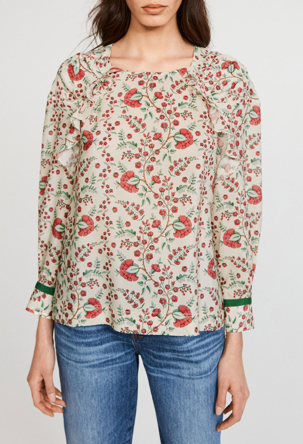 Blusa con flores