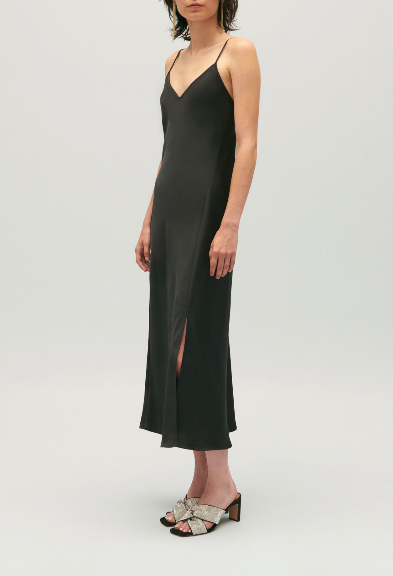 Vestido midi picard&iacute;as negro 