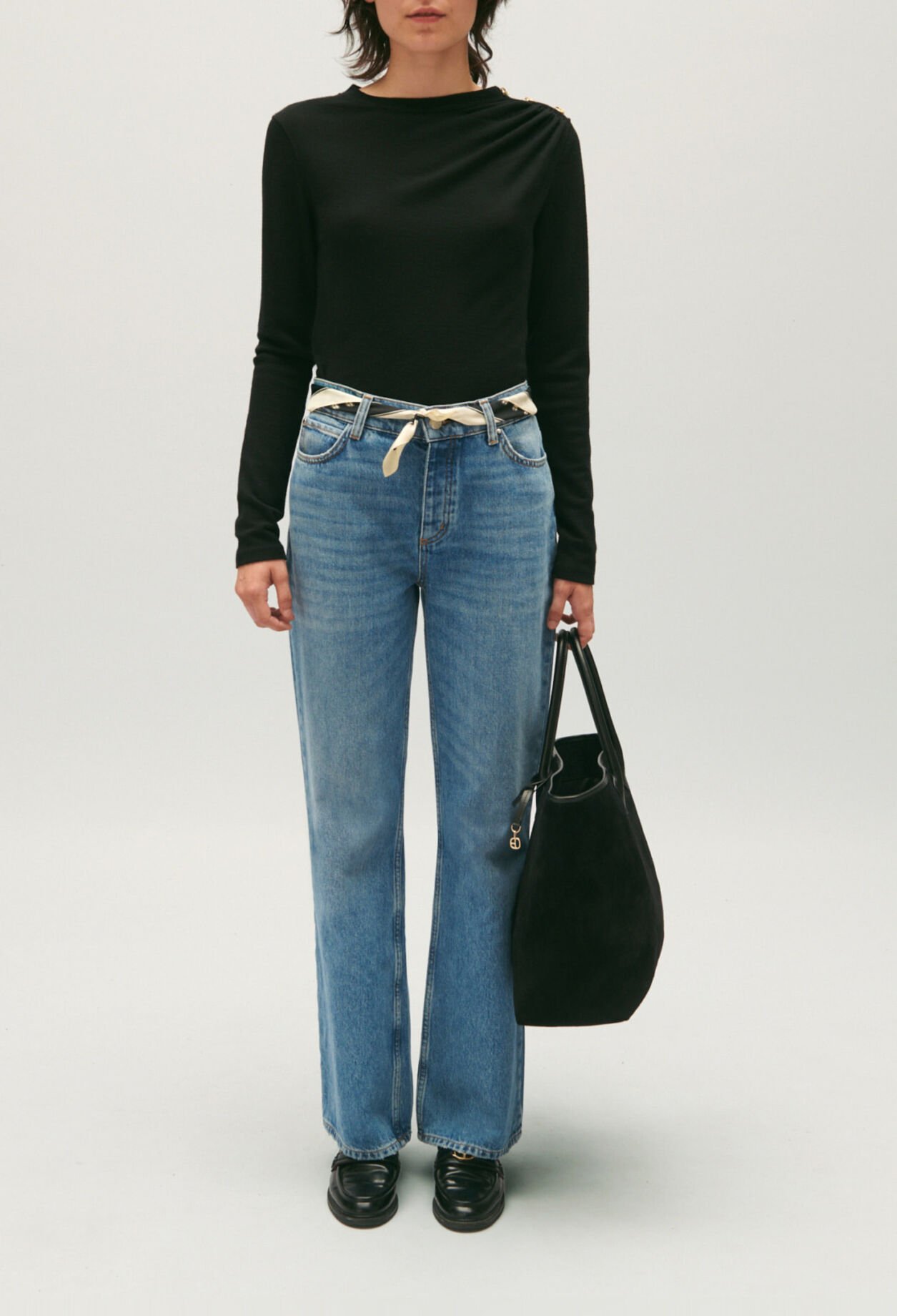 Camiseta de lana negra