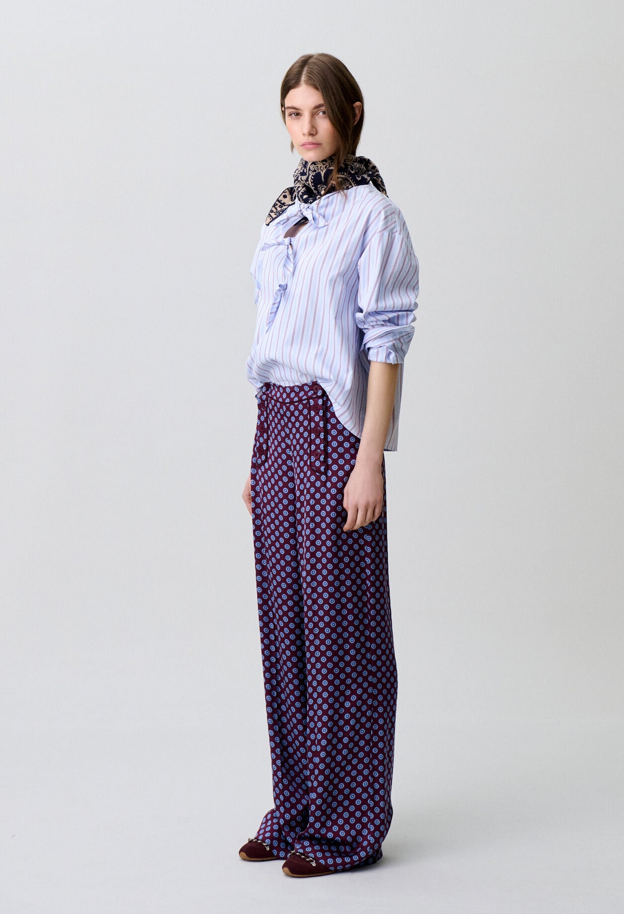 Pantal&oacute;n marinero satinado