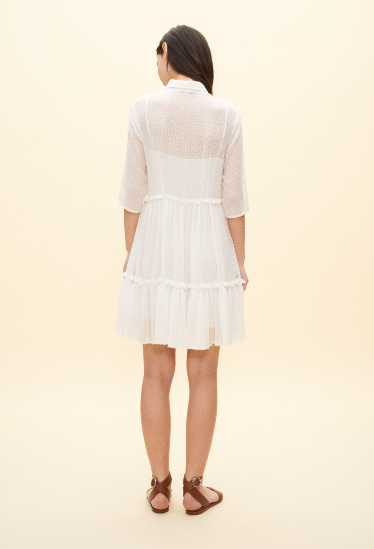 Vestido camisero blanco con lunares