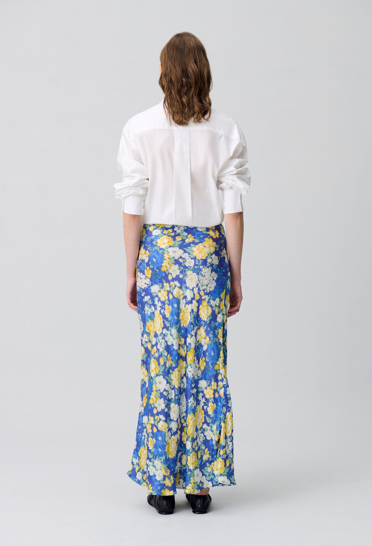 Falda midi de flores