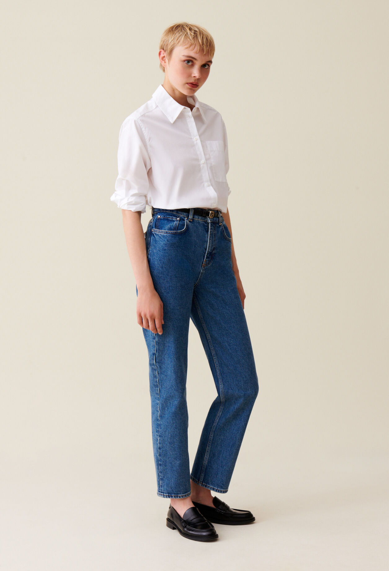 Camisa blanca de algodón 