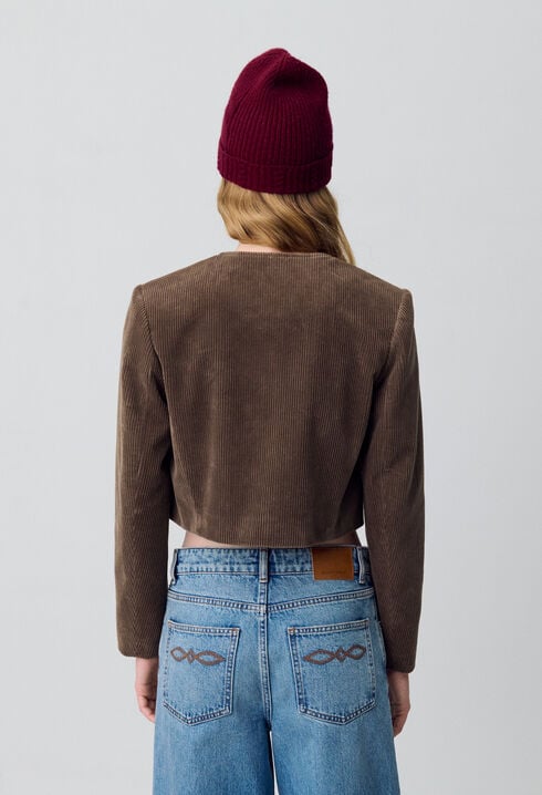 Chaqueta corta de terciopelo