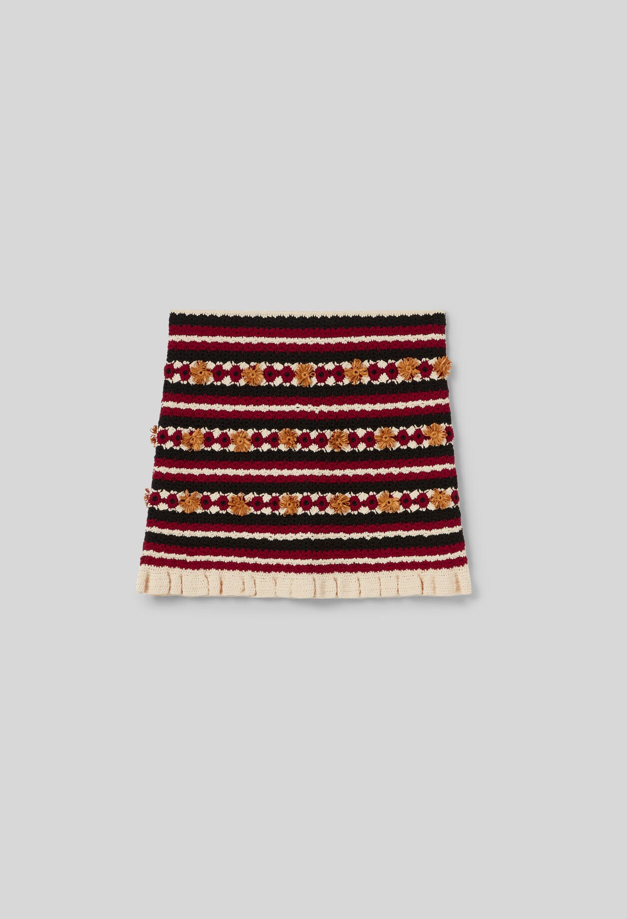 Falda corta de crochet