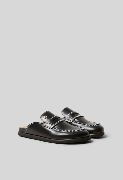 Mules de cuero liso