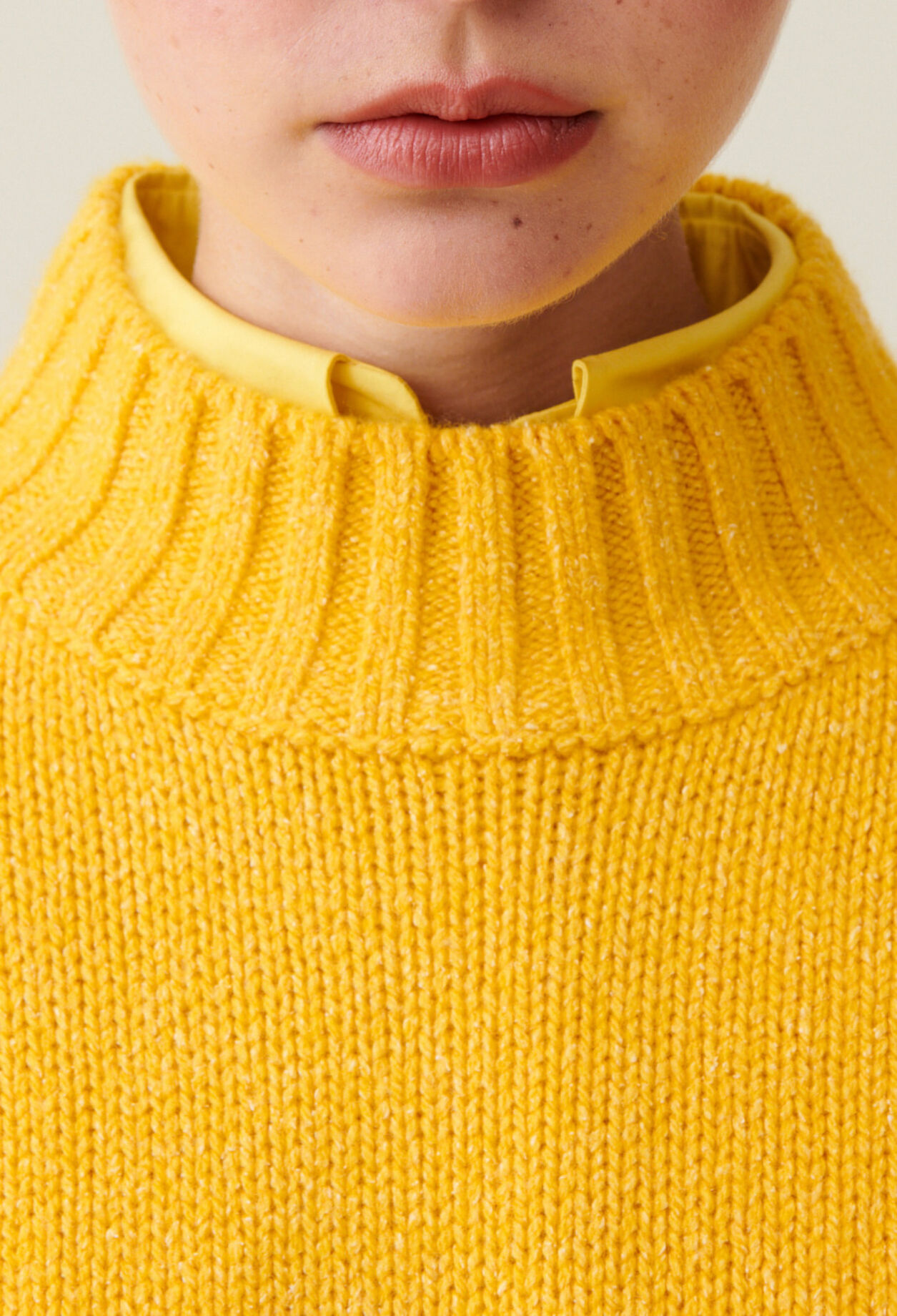 Jersey cuello chimenea