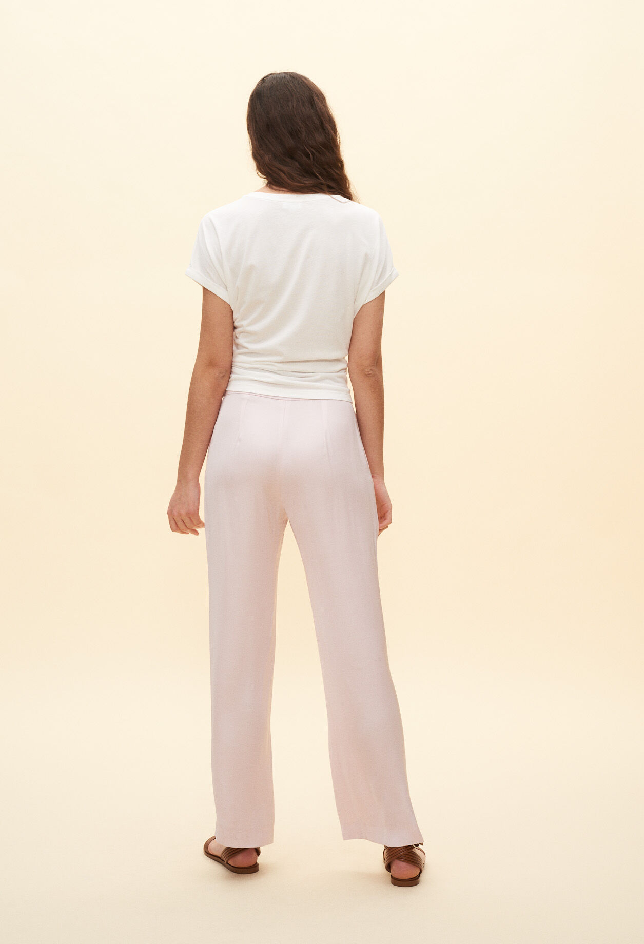 Pantalón acampanado