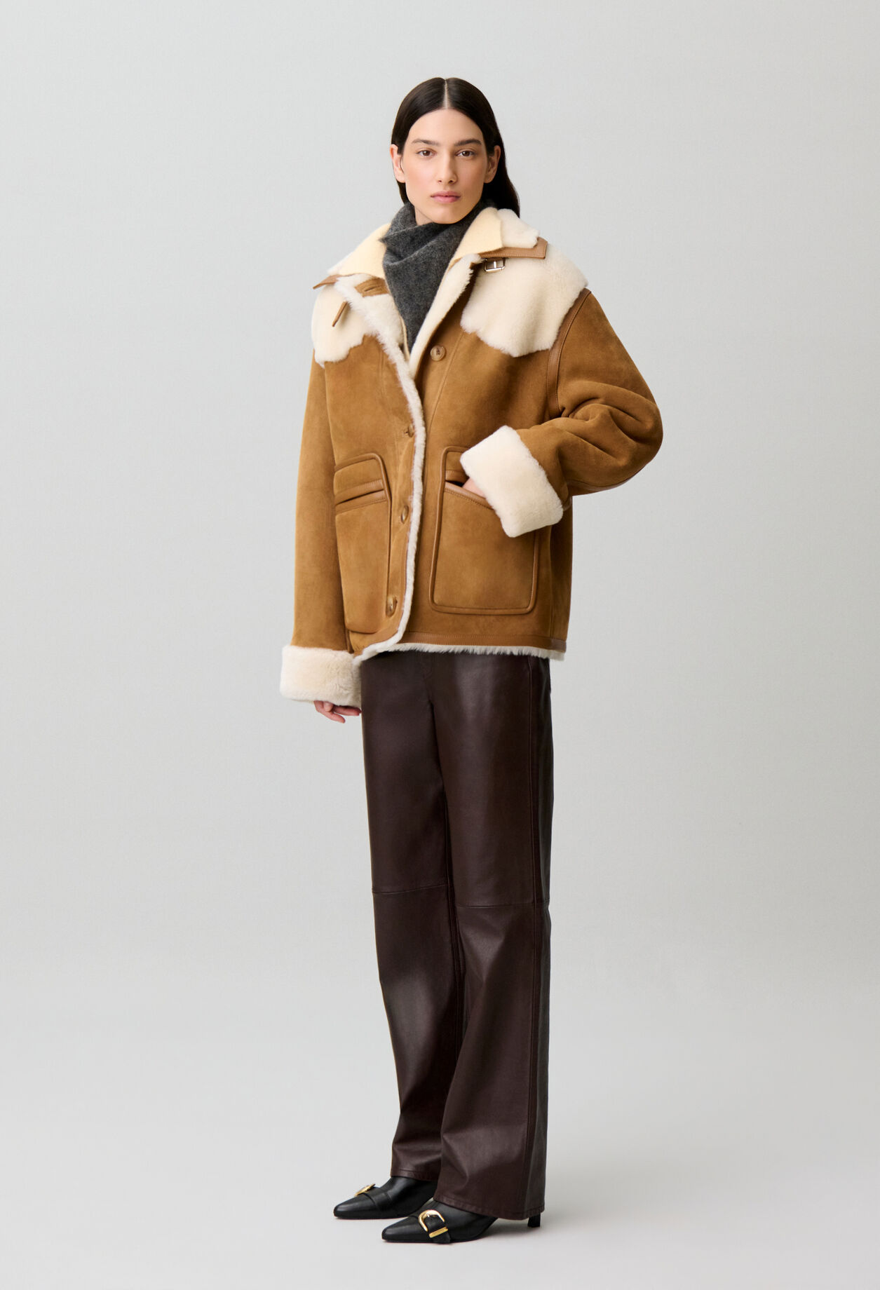 Chaqueta doble faz cuello cuero