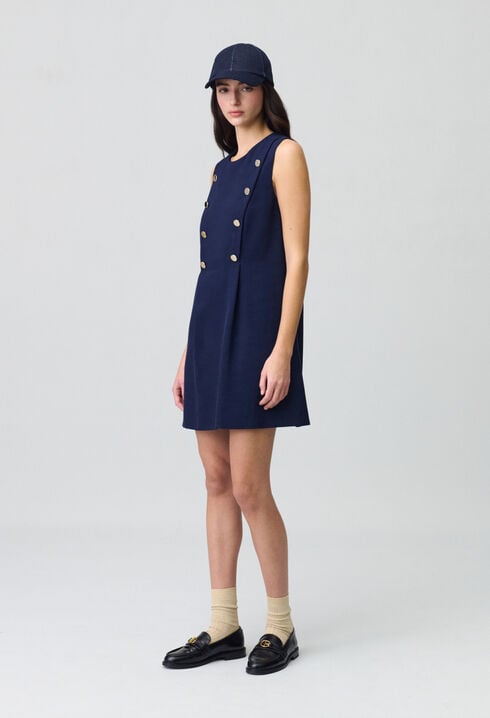 Vestido corto ajustado