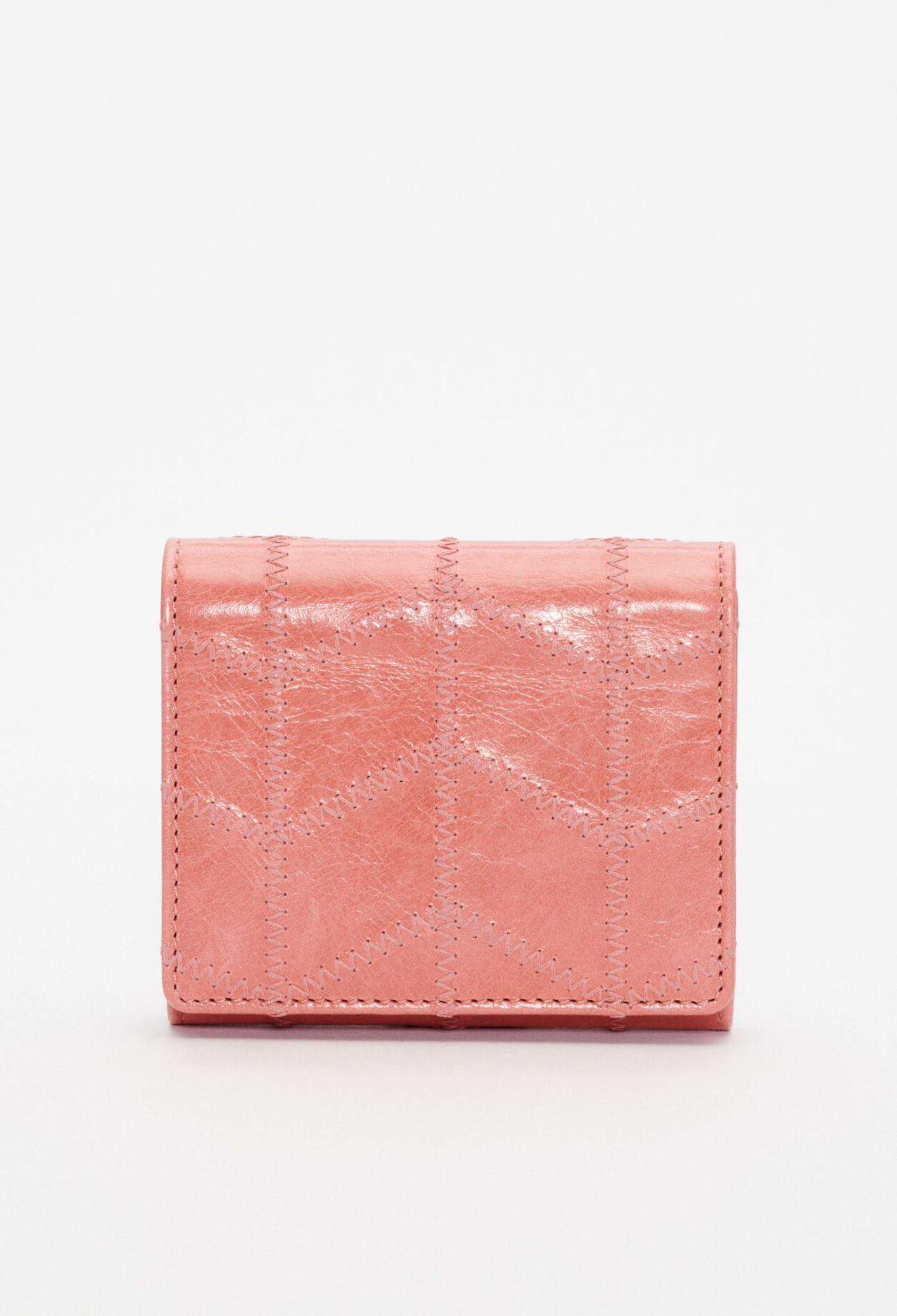Cartera cuero acharolado