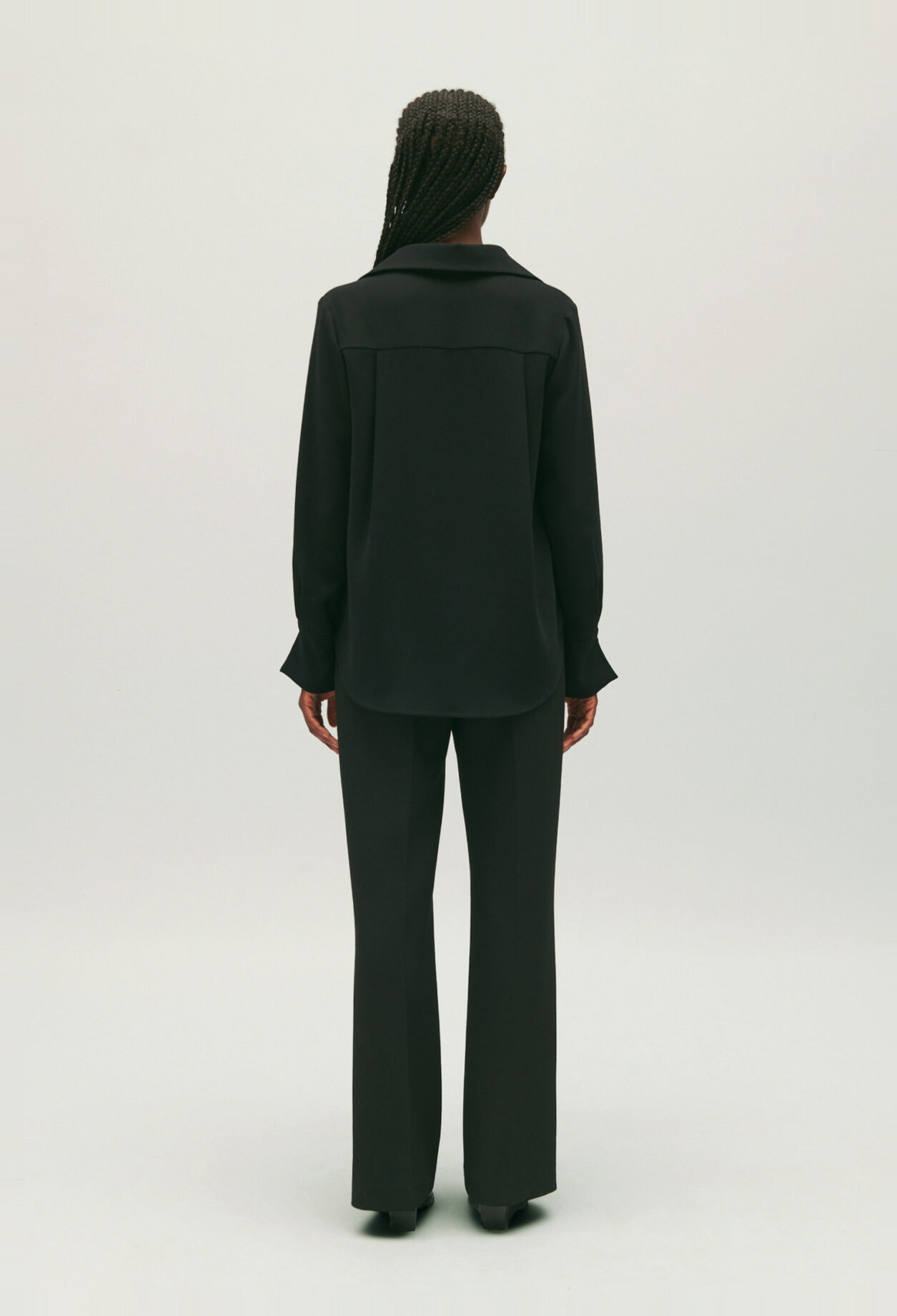 Blusa fluida negra 