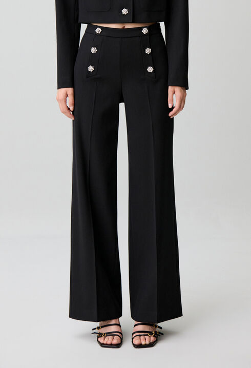 Pantal&oacute;n recto con botones joya