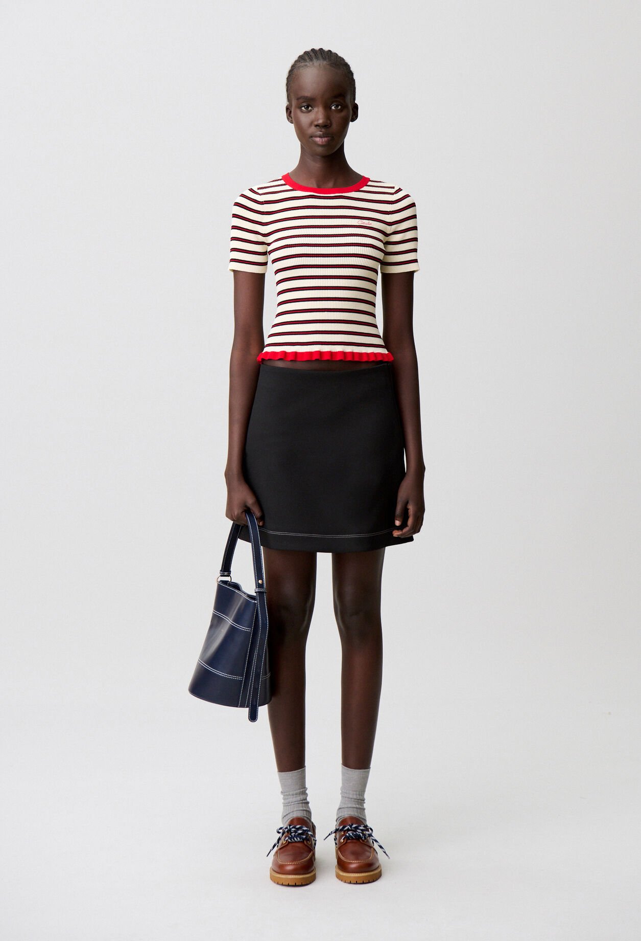 Camiseta de rayas tricolores