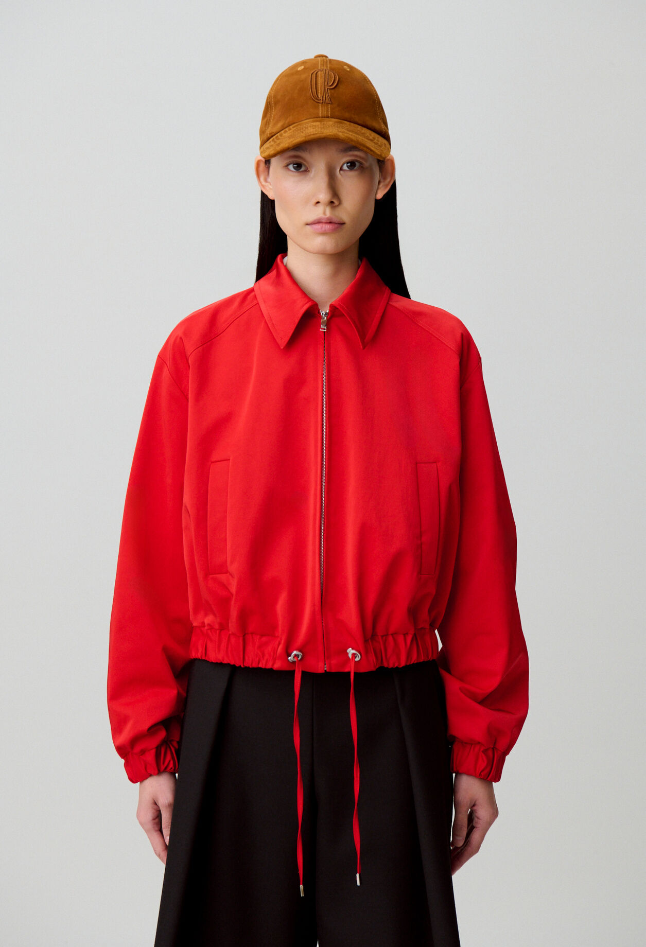 Cazadora corta satinada